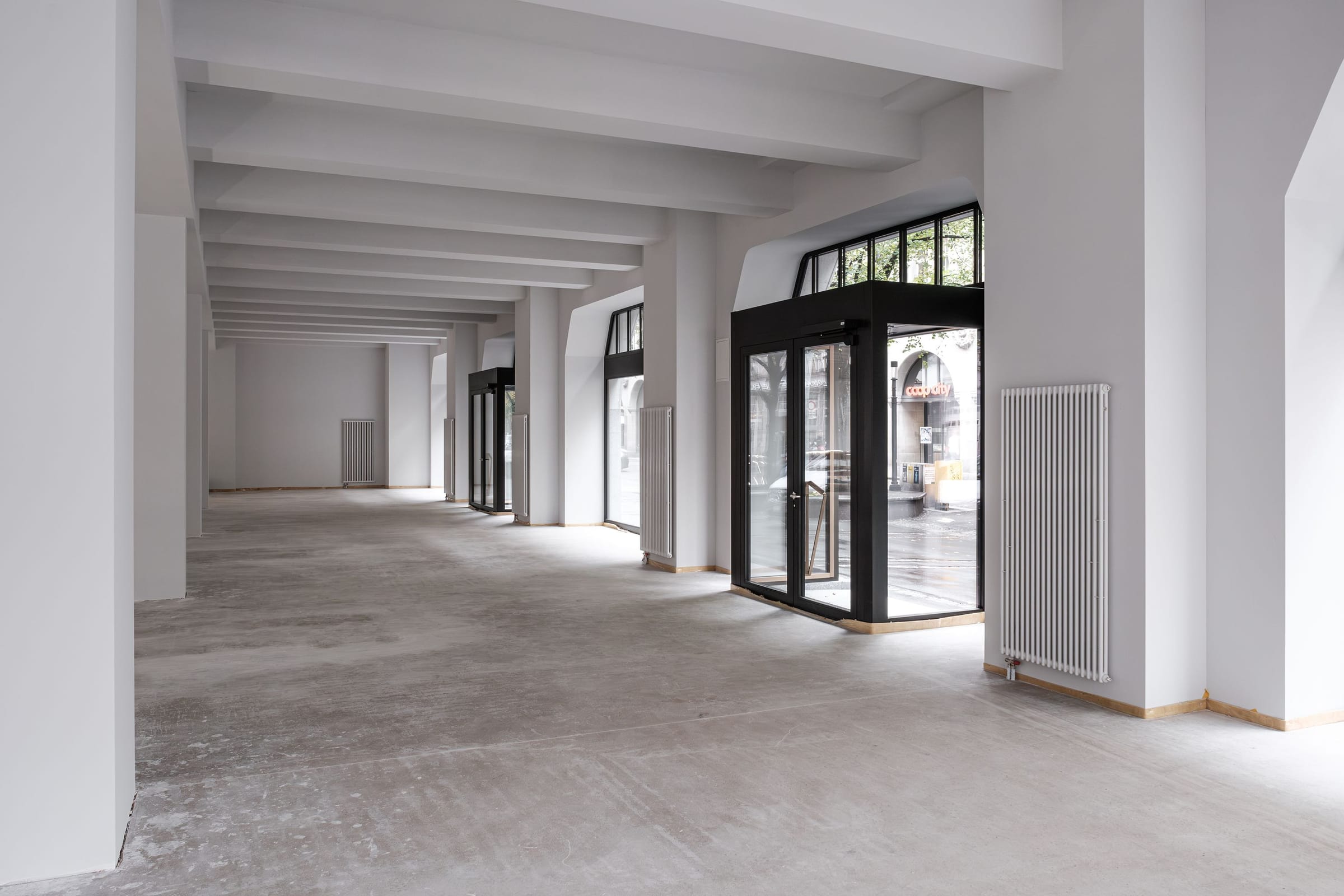 Erdgeschoss mit den neu erstellten Eingängen