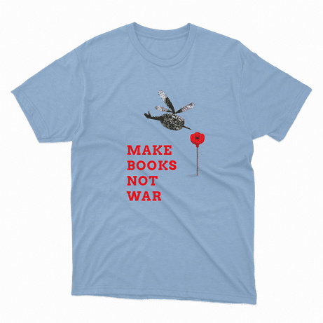 Футболка блакитна  «Make books not war» S