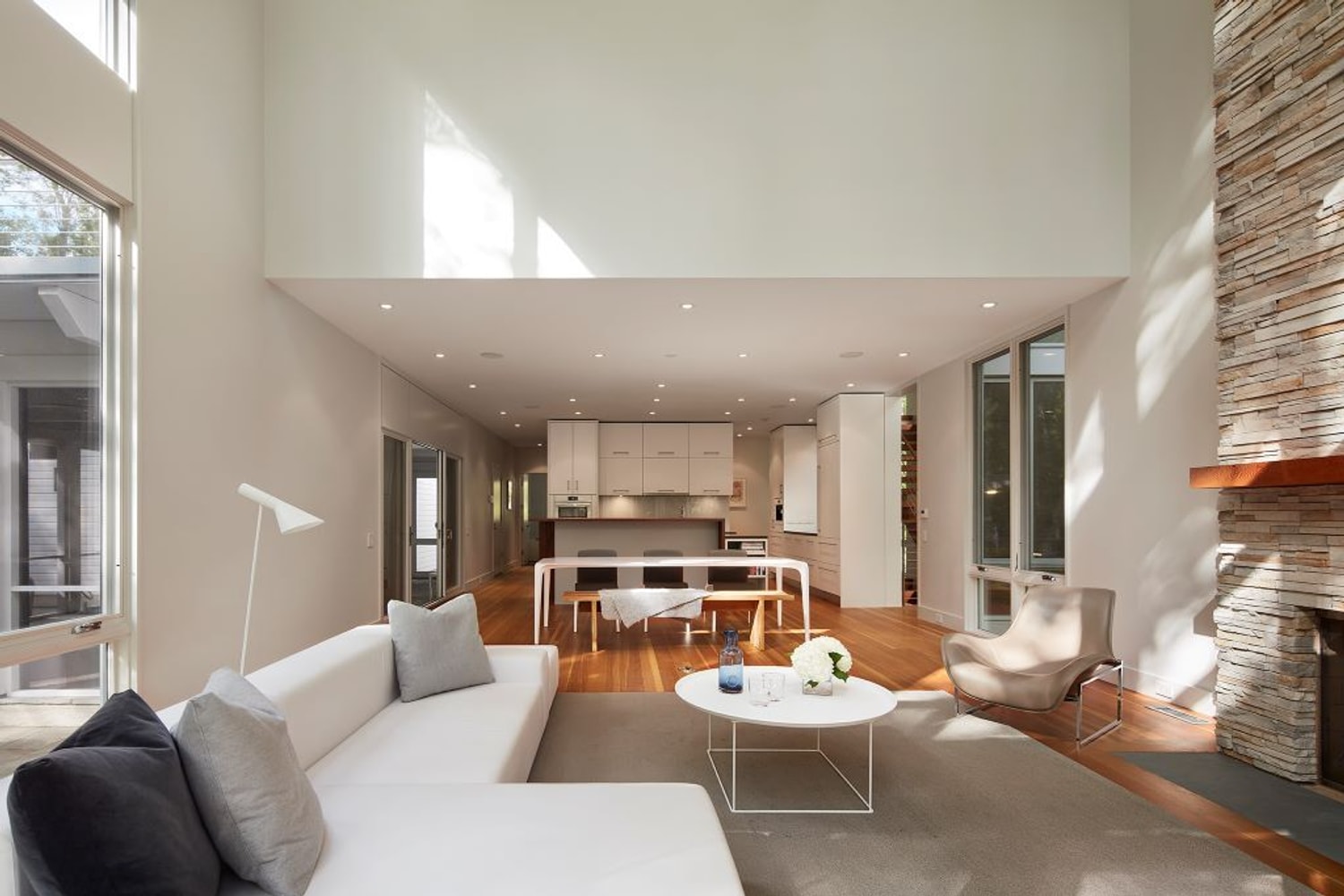 1352 Web JPG 1352 018 resized