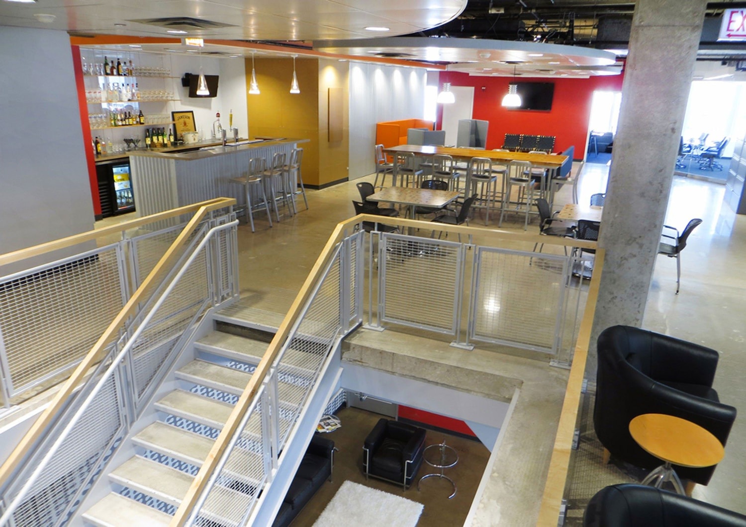 8 6Th Floor Top Of Stairs