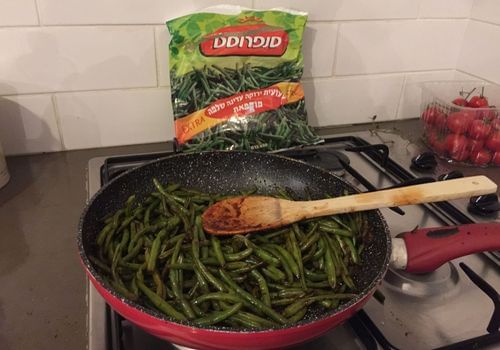 שעועית ירוקה מוקפצת עם סילאן וסויה