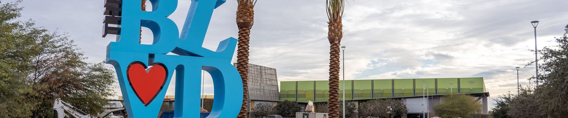 photo of the Boulevard in Avondale, Arizona. 