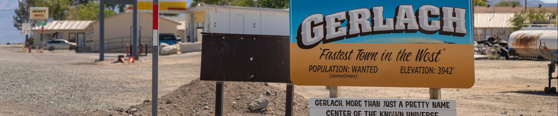 Welcome Gerlach Sign at the beginning of town