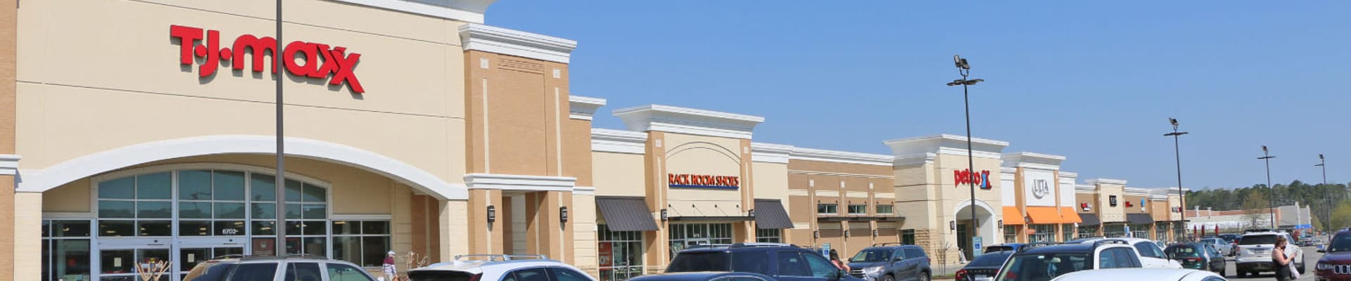 Shopping Center in Gloucester, VA