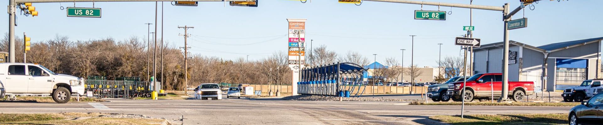 Intersection of US-82 and Lawrence St