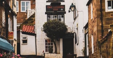 Photo by Han-Chieh Lee from Pexels: https://www.pexels.com/photo/people-walking-on-street-in-town-22775942/