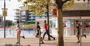 runners along dock