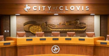Survey: Whether to Add National Motto to Clovis City Council Chamber