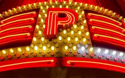 Park Theater Selfie Wall
