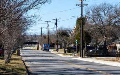 Photo of Robertson Street in Southeast Denton