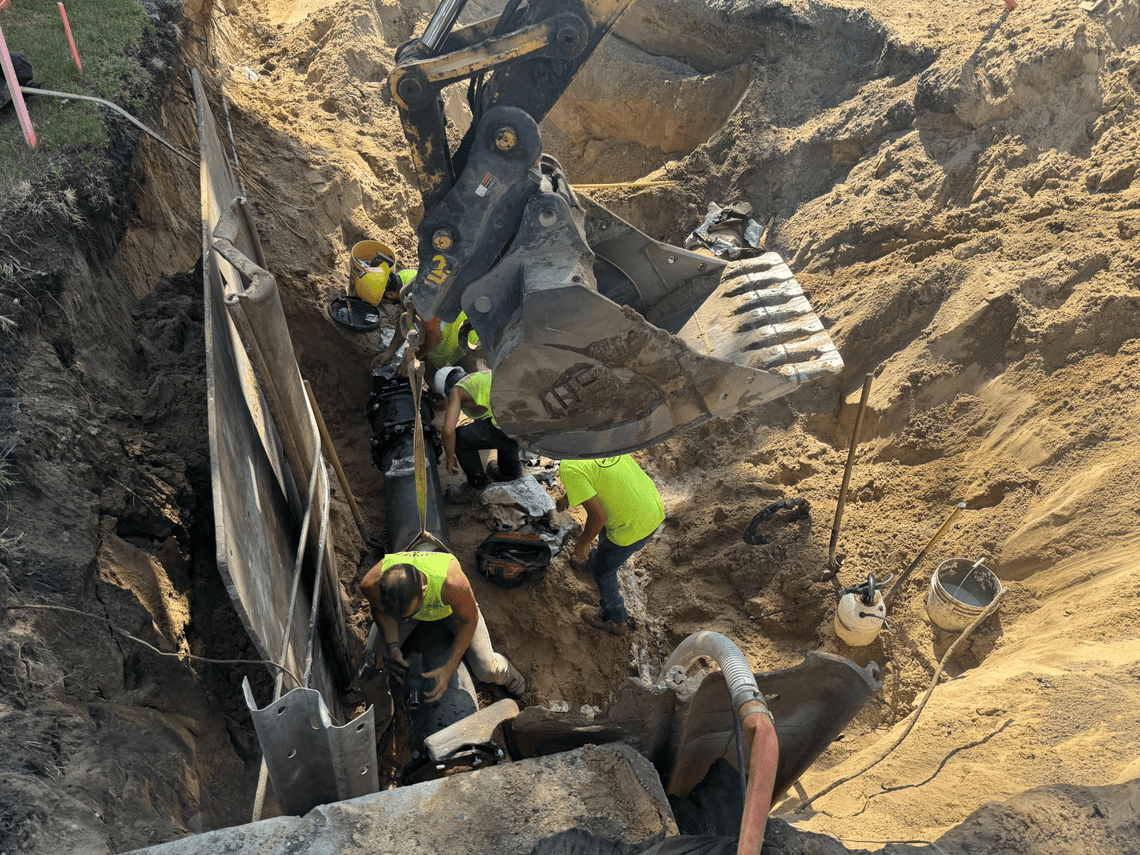 New Watermain installation, Apple Ave near Getty St