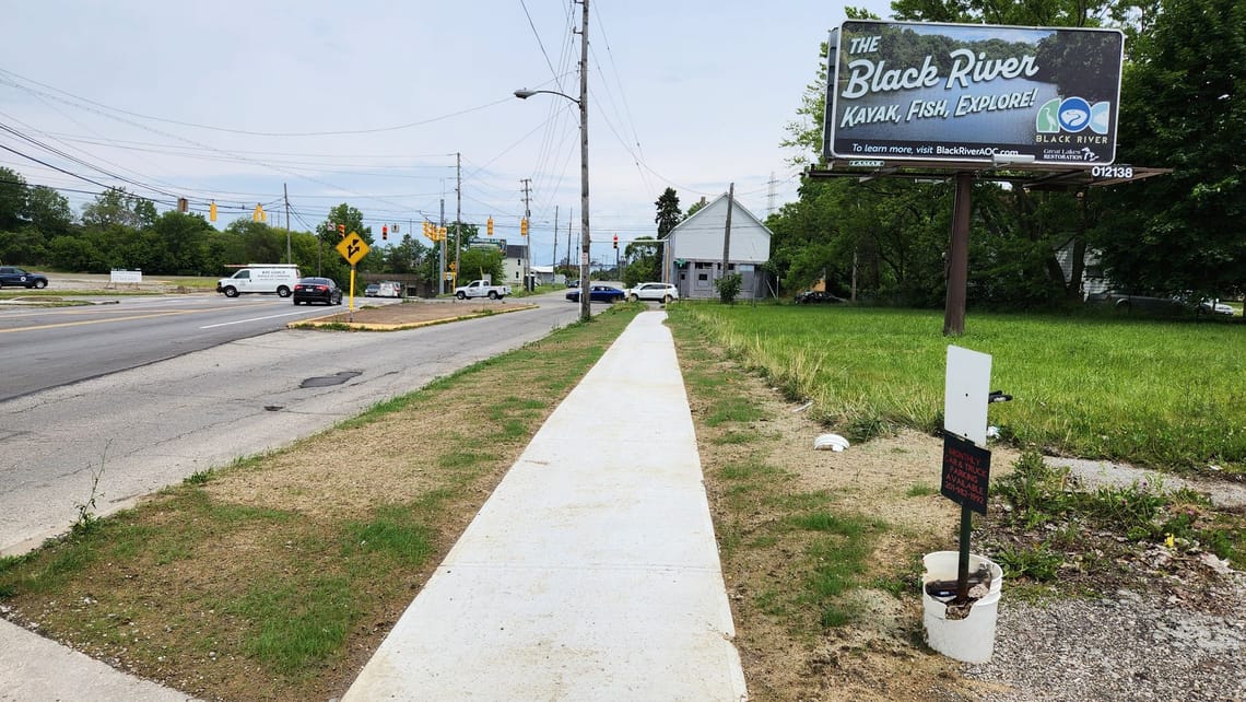 Updated sidewalk on E 21st St