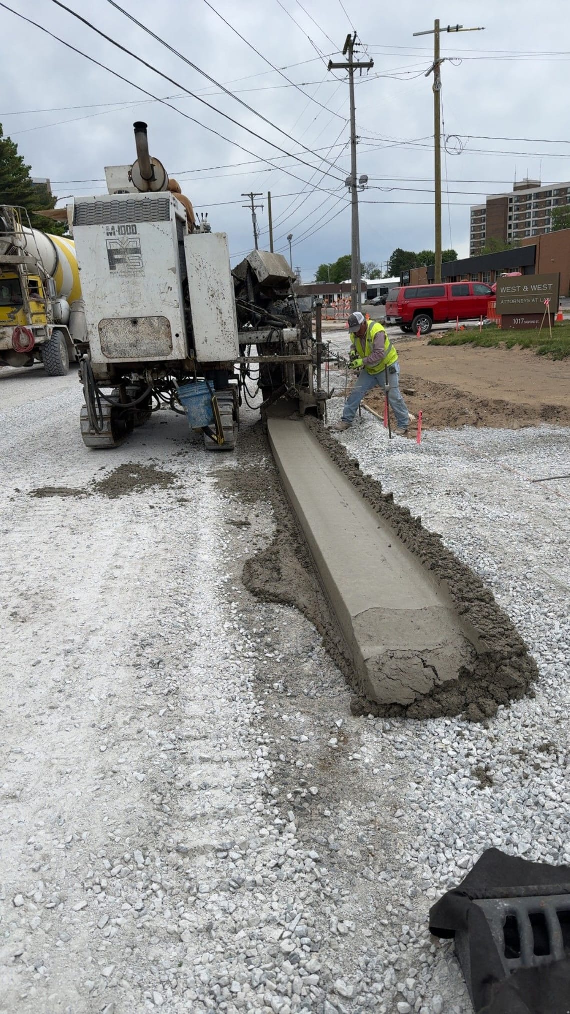 Installation of New Curb & Gutter on Apple Ave at Sanford St