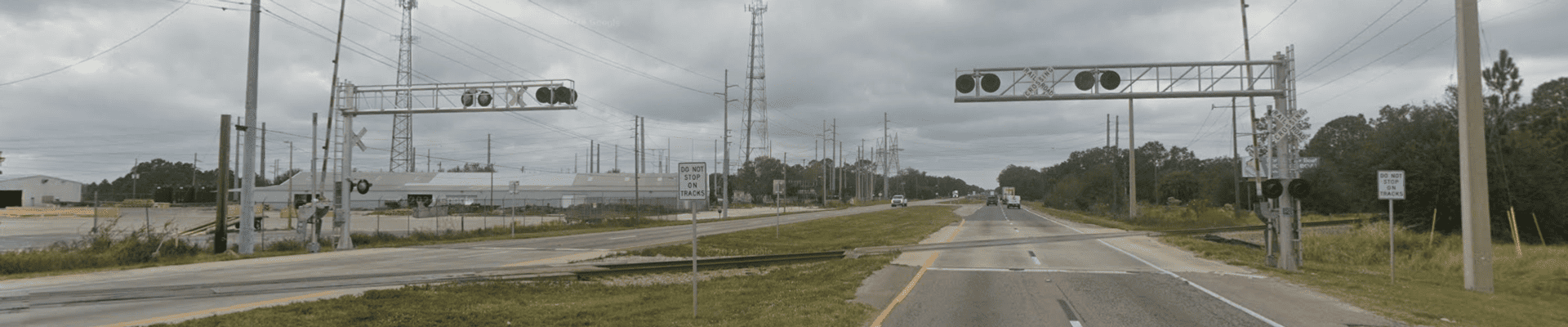 S.R. 60 Railroad Crossing Looking Westbound