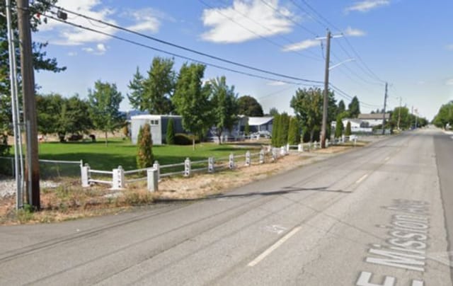 E. Mission Ave.
