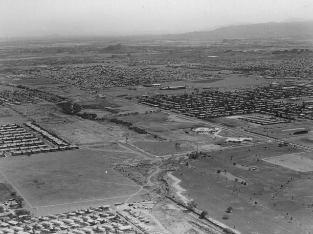 Historical aerial photograph showing the Indian Bend Wash area during the early development of Eldorado Park.