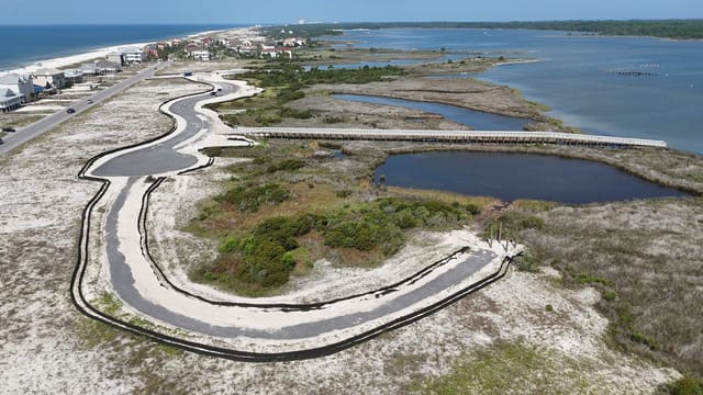 Laguna Cove