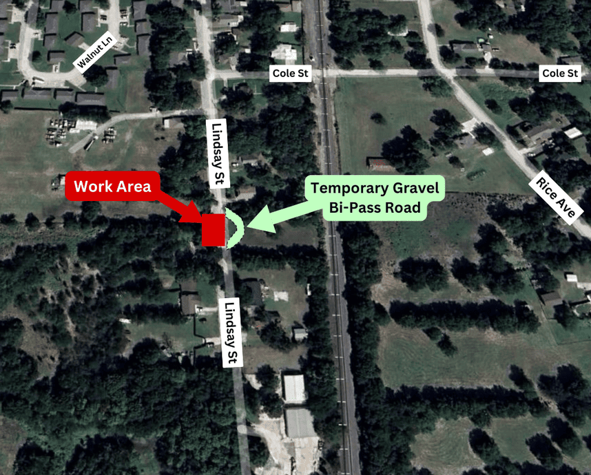 Map that shows the closure and alternate route on Lindsay St. 