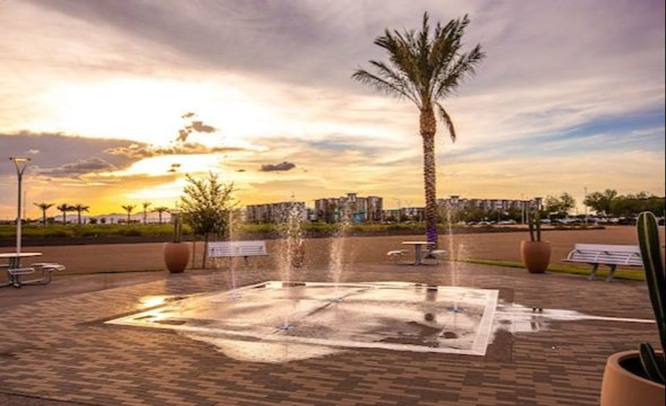 photo of the Boulevard in Avondale, Arizona. 