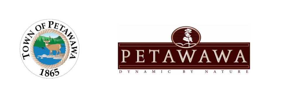 photo of the Town crest on the left and municipal logo on the right