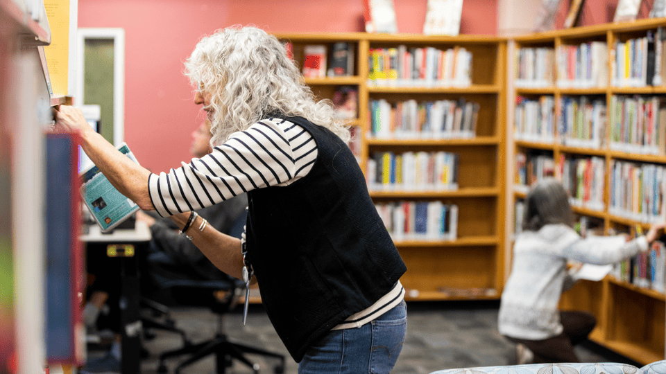 The Dewhirst-Catalina Library is located in Catalina.