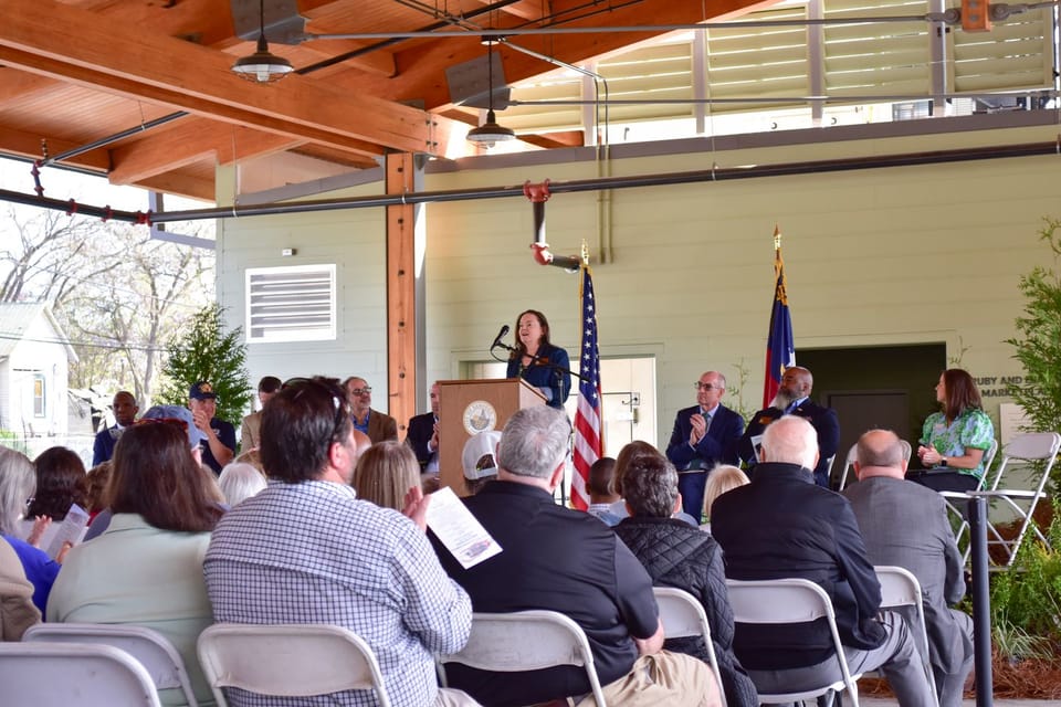 Mayor Rebecca Salmon at the PSAM Ribbon Cutting