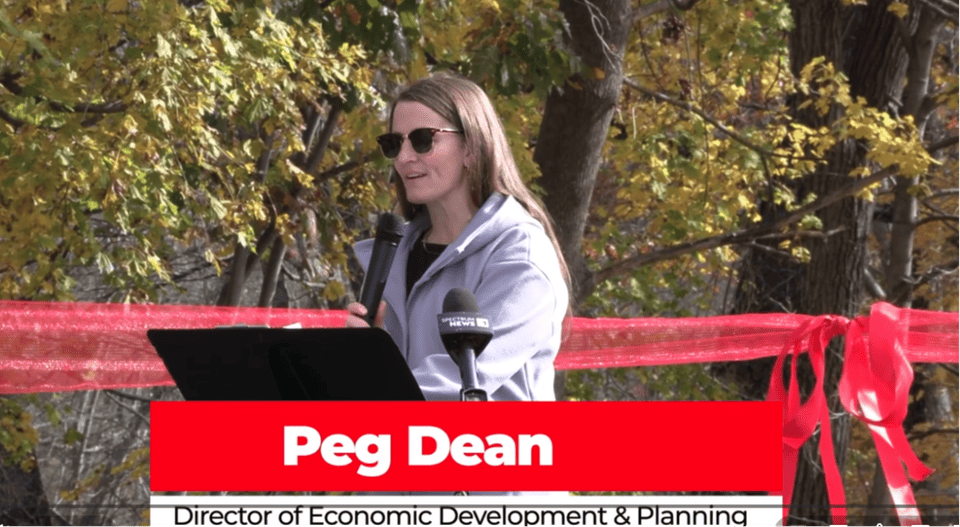 Screenshot of Ribbon-Cutting MC Peg Dean