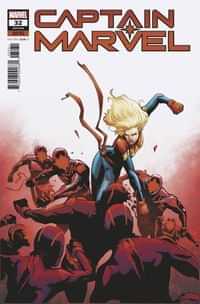 Captain Marvel #32 Variant Garbett